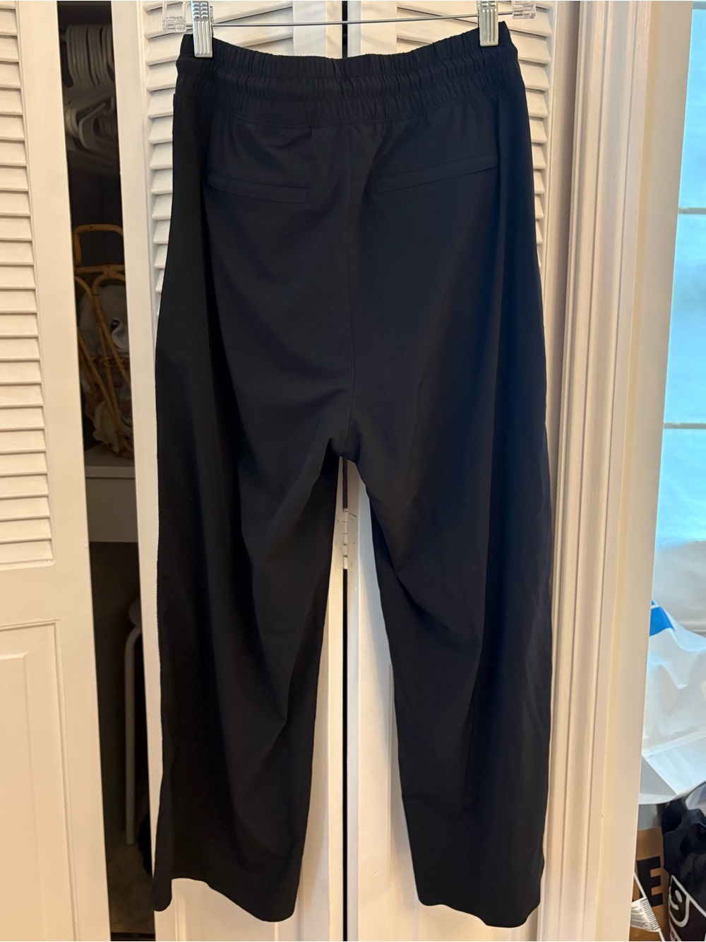 Athleta Avenue Wide Leg Crop Pant Black Size 6 - Picture 3 of 5
